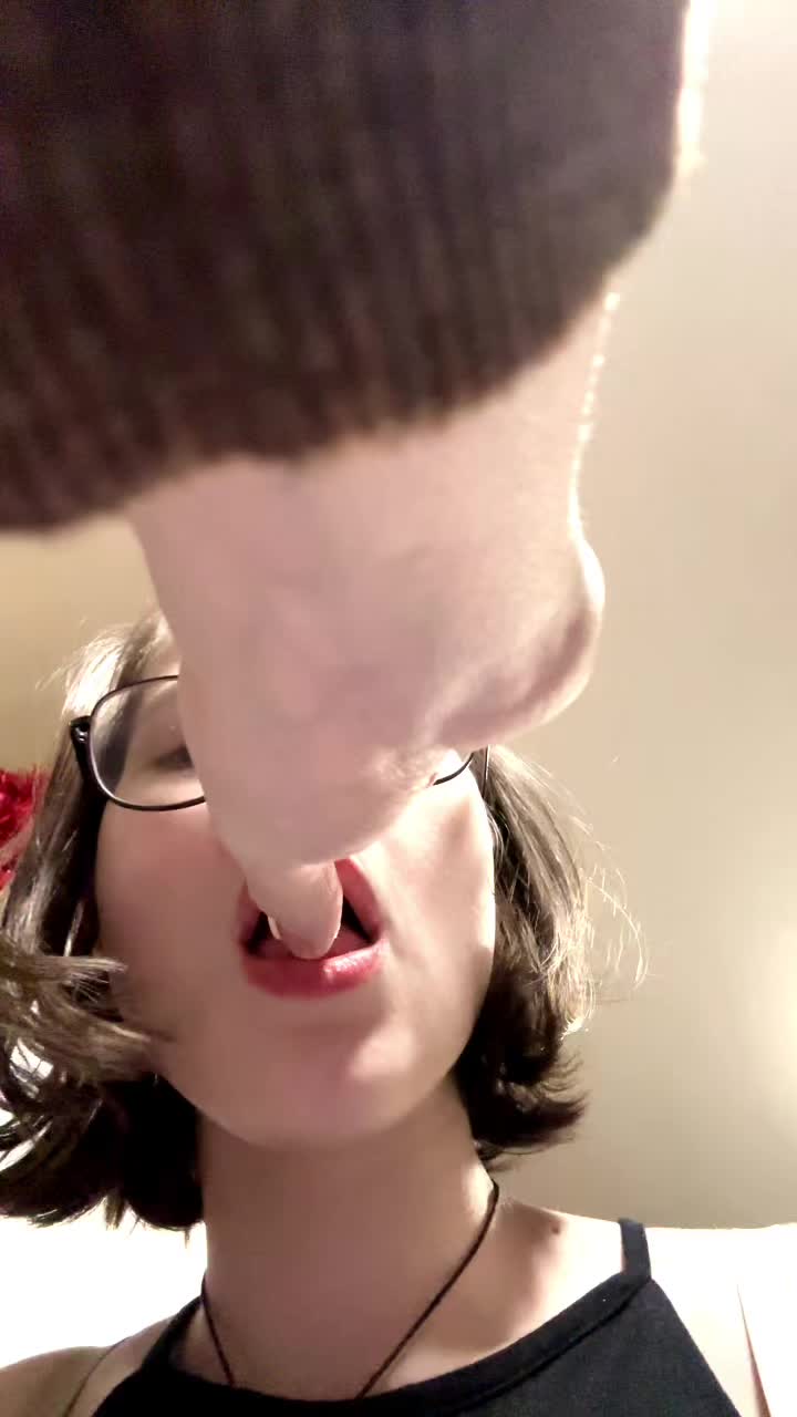 @🕸️