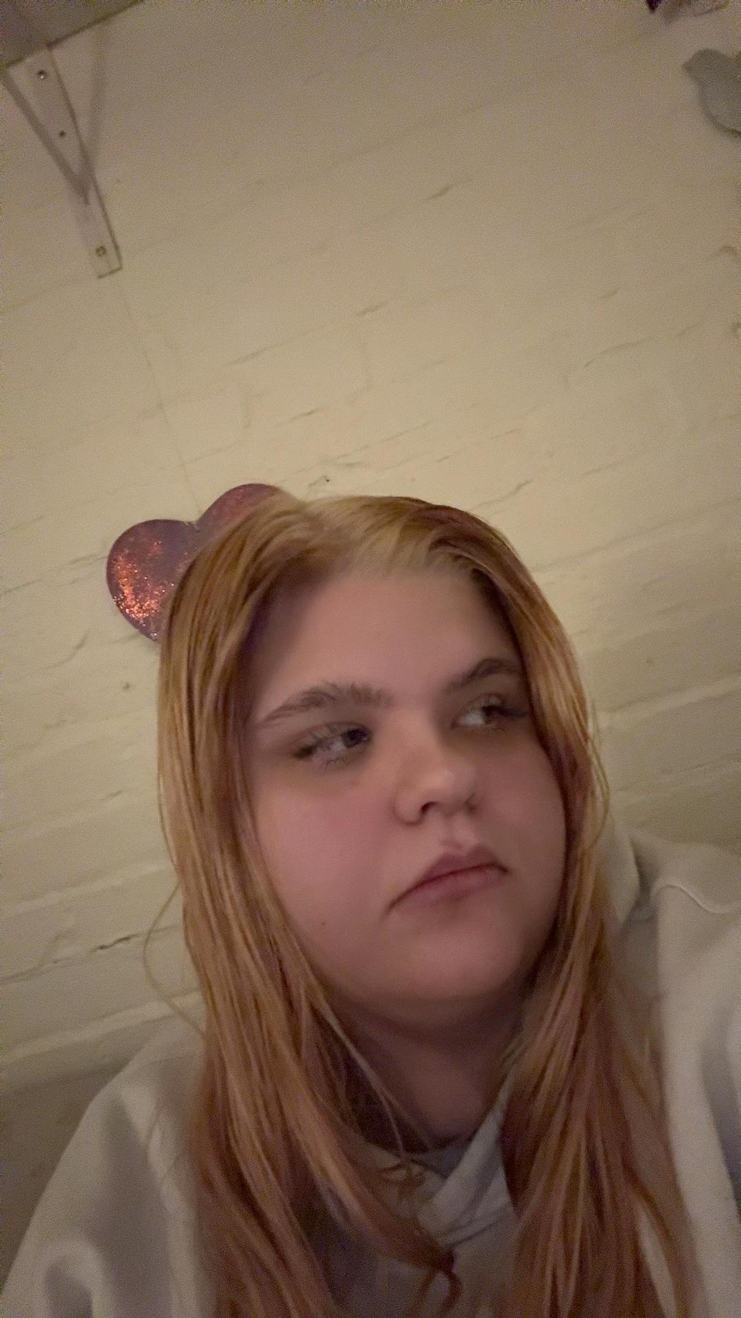 @Jenny🦈❤️