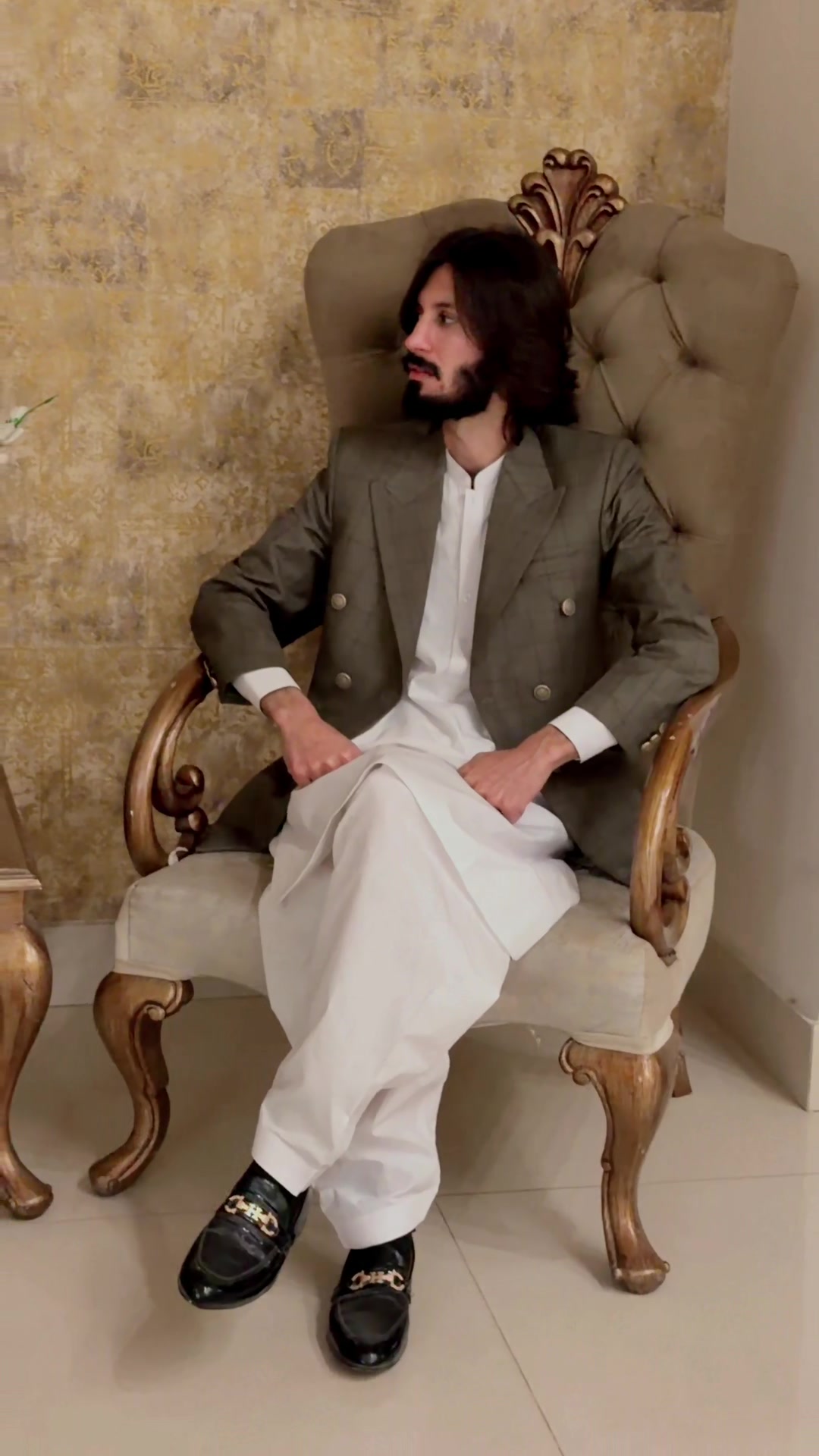 @Arbaz Khan Niazi💕