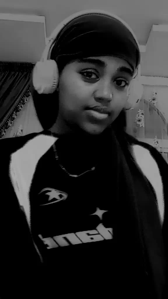 @✓✓Kiyya&bull;&bull;🦋👑