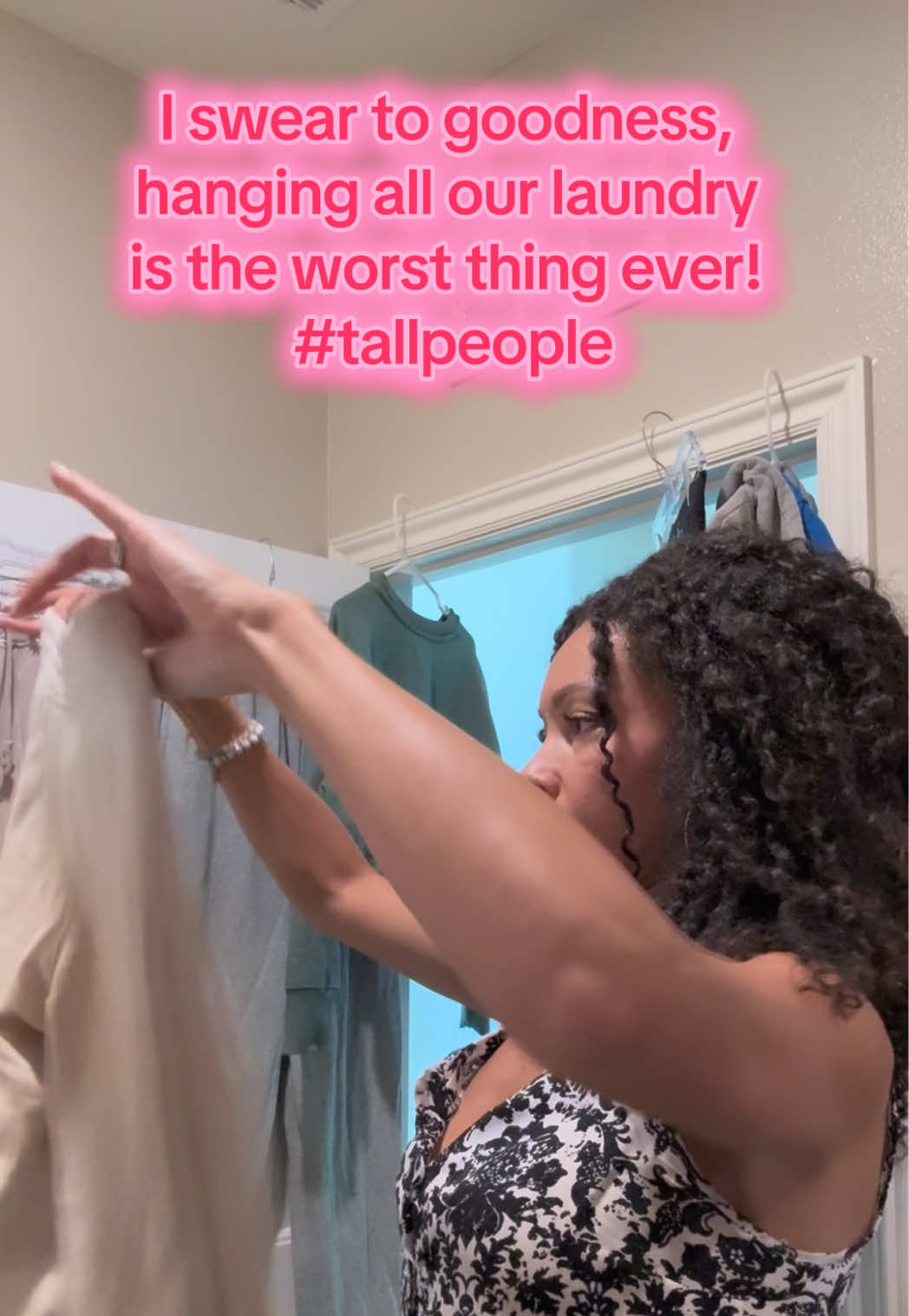 @Alicia Leslie- Author