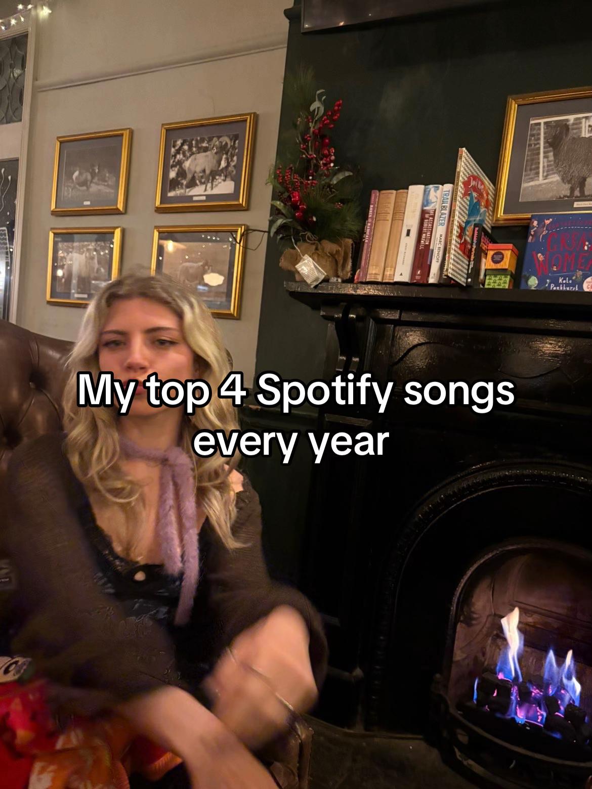 @Meow✧₊⁺ ☭