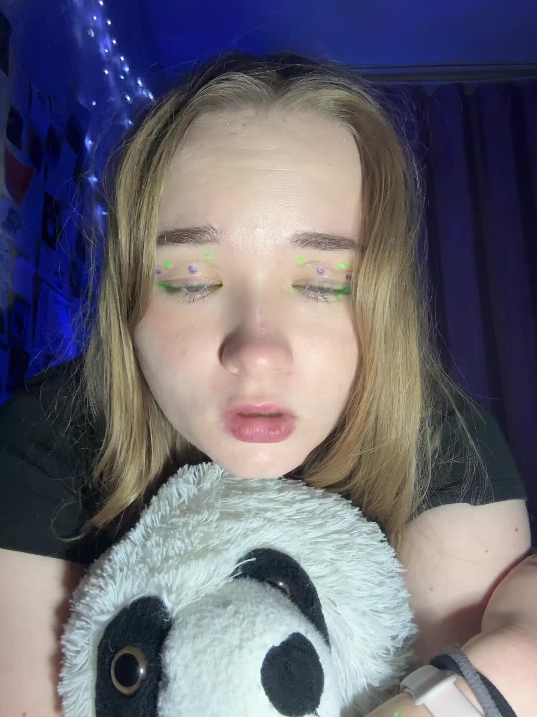 @тгк: вроде elya 🤍