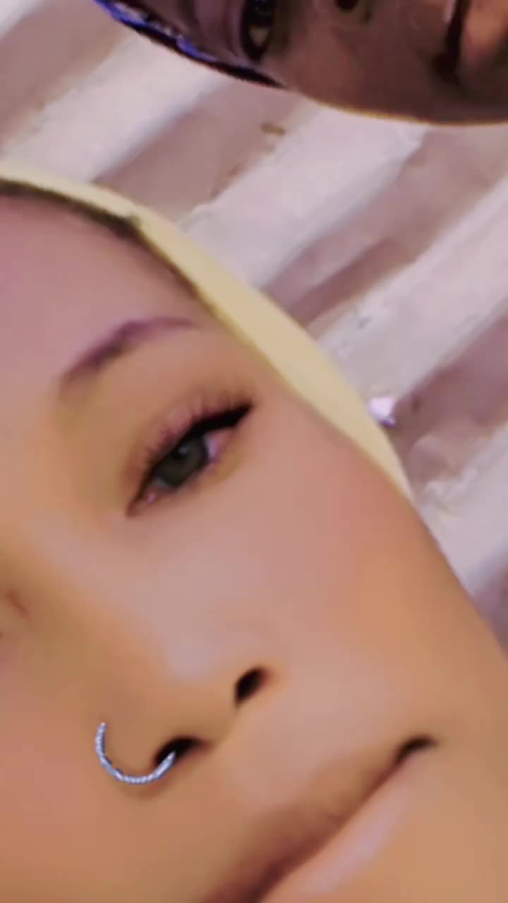 @laveyelaveye