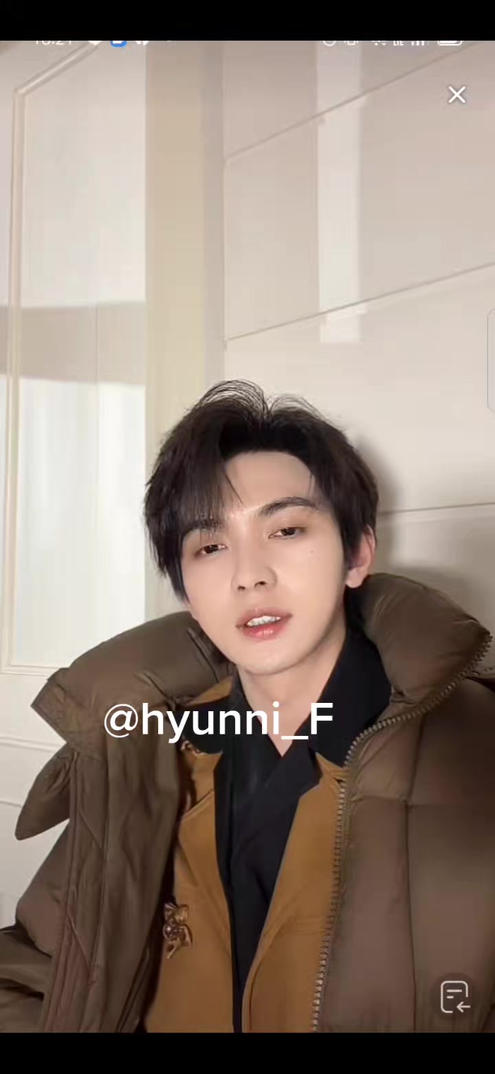 @Hyunni F