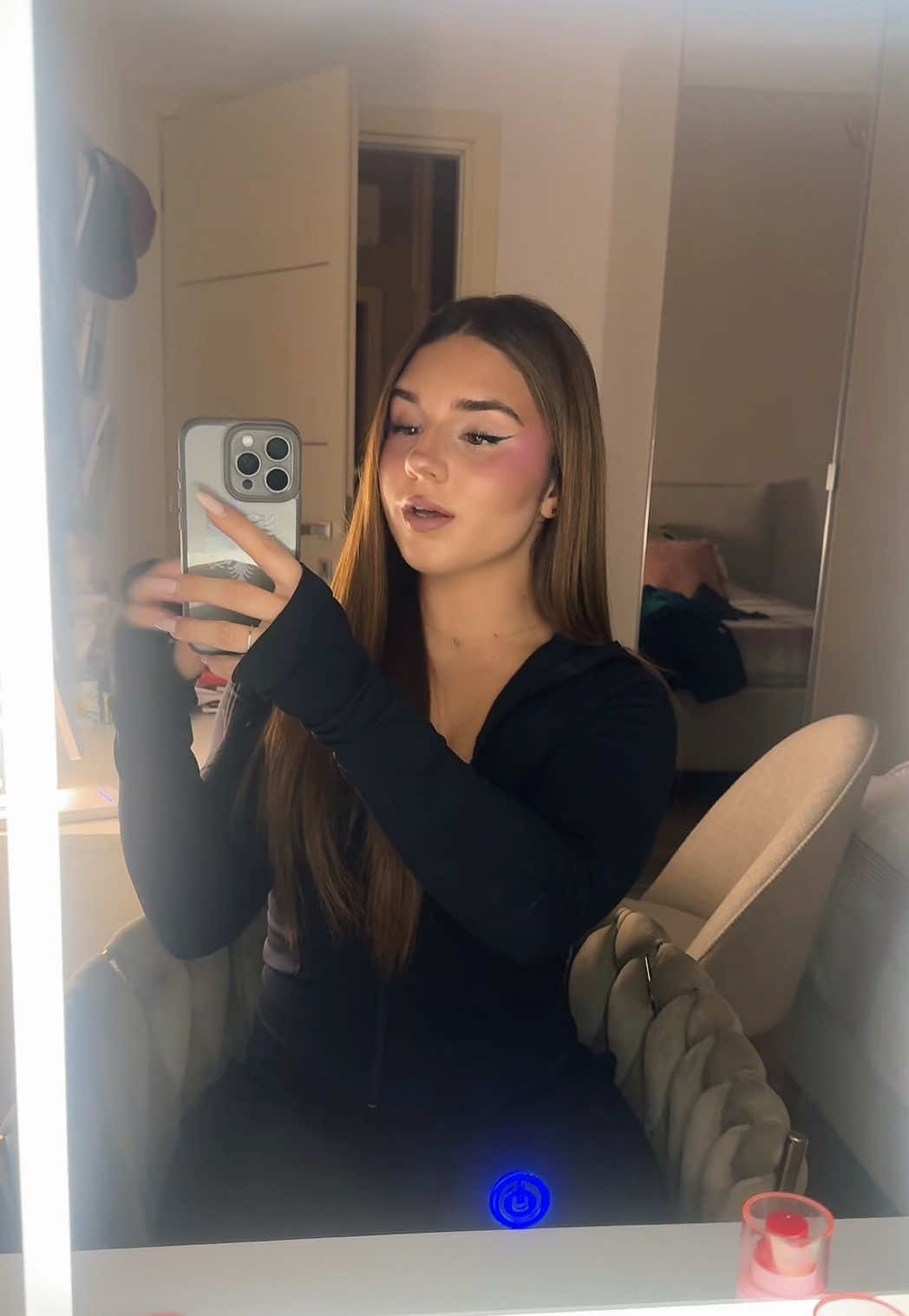 @erika