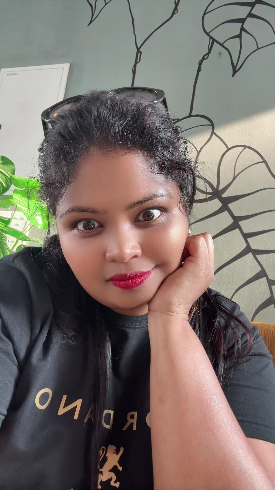 @Ayanthi🩷Travel 🧿Food🪬🧿✨