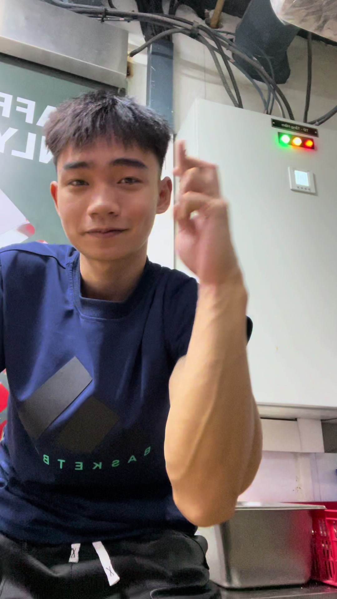 @Hiếu 2k7