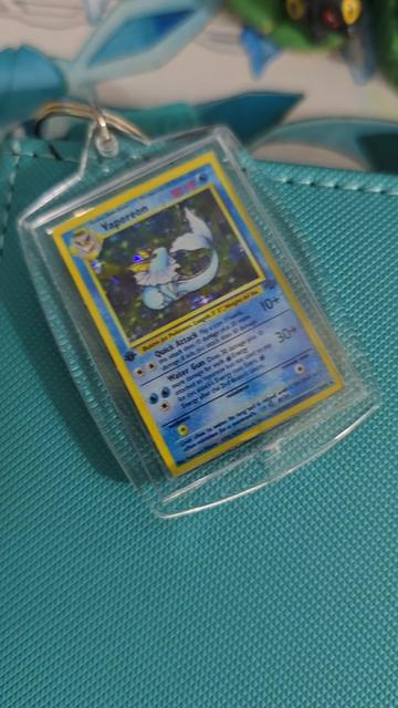 @Pok&eacute;Kayla 🦇