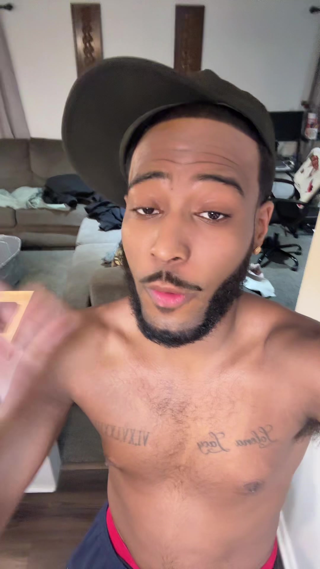 @toolivemal