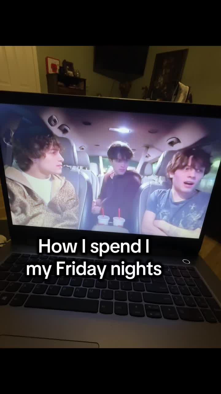 @T.Ham325🔨💜💙🧡