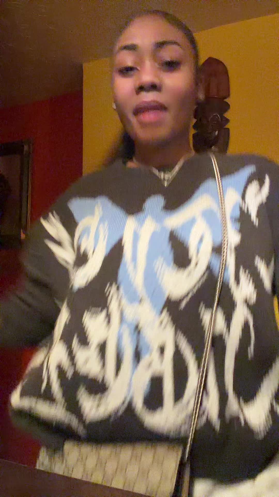 @randomgirl8178