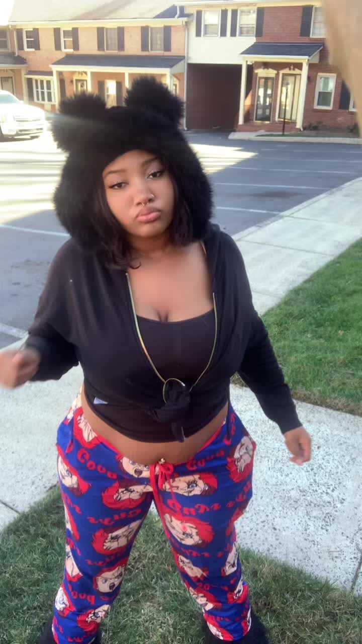 @Niya Lineberger wilson