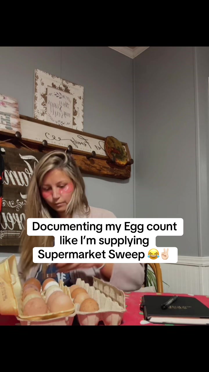 @Christy_Lynn