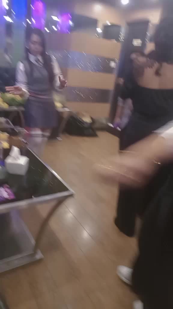@Di...Ra....