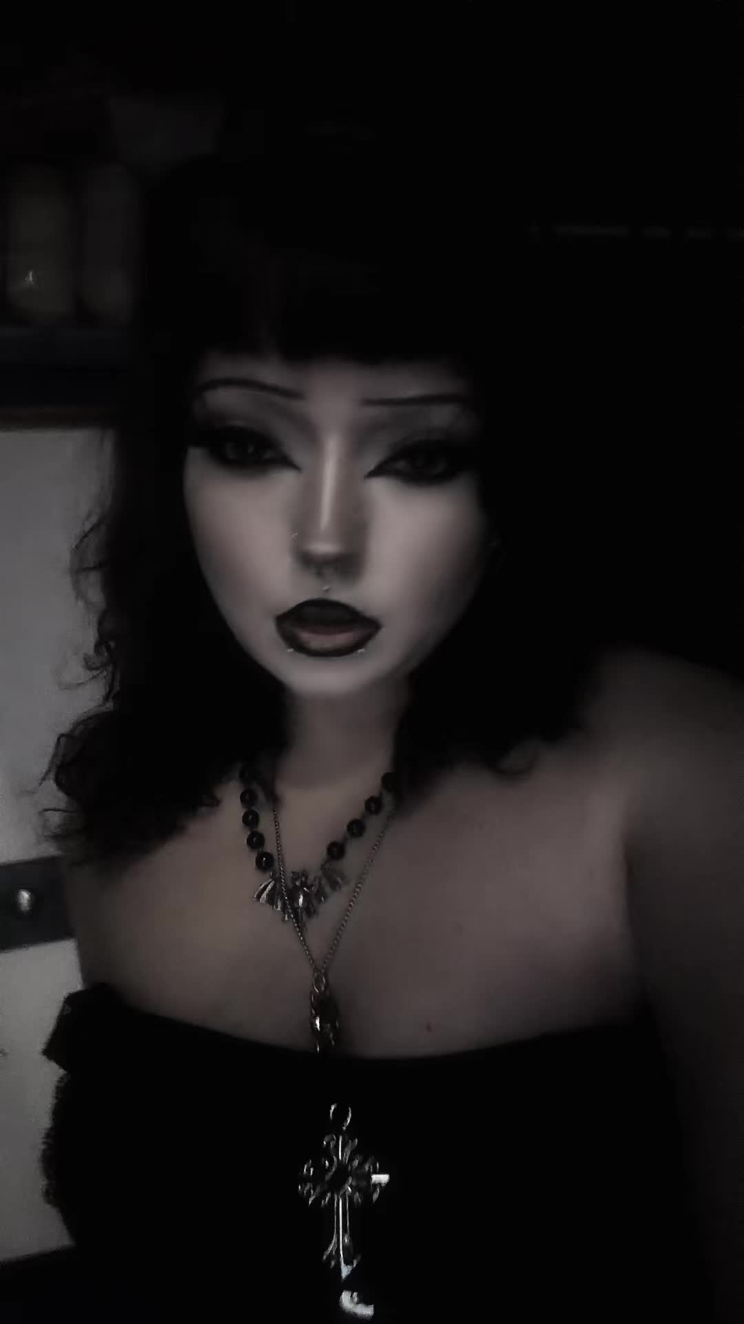 @..𓂃 🦇 𝔅𝔩00𝔡𝔶 ִֶָ🦇་