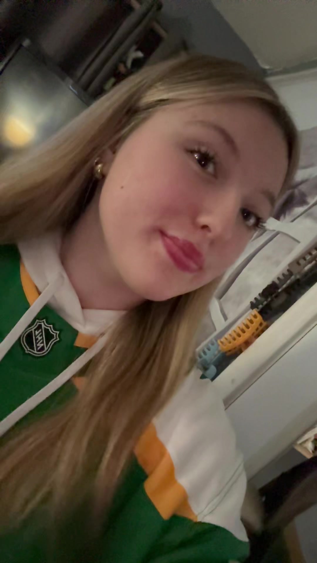 @user1586734092