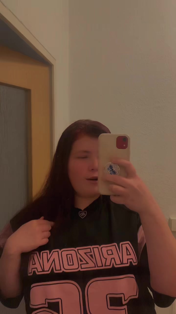 @xseinefrau140226x