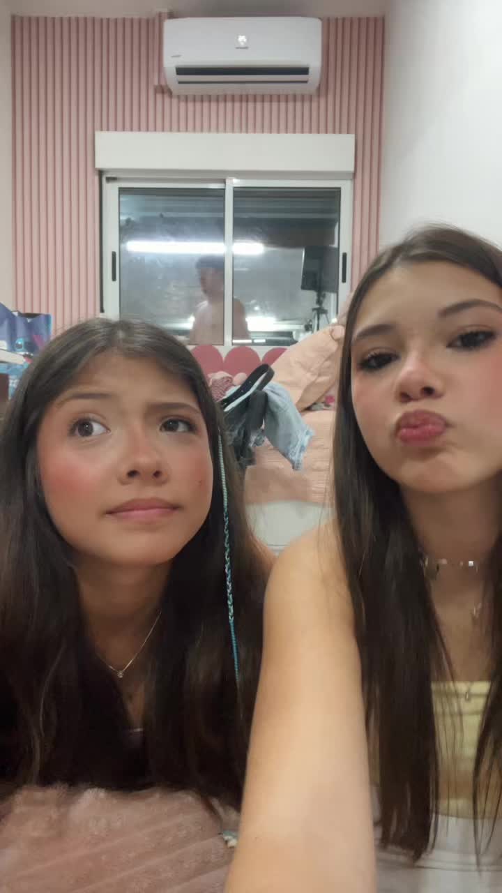 @jujuamancio