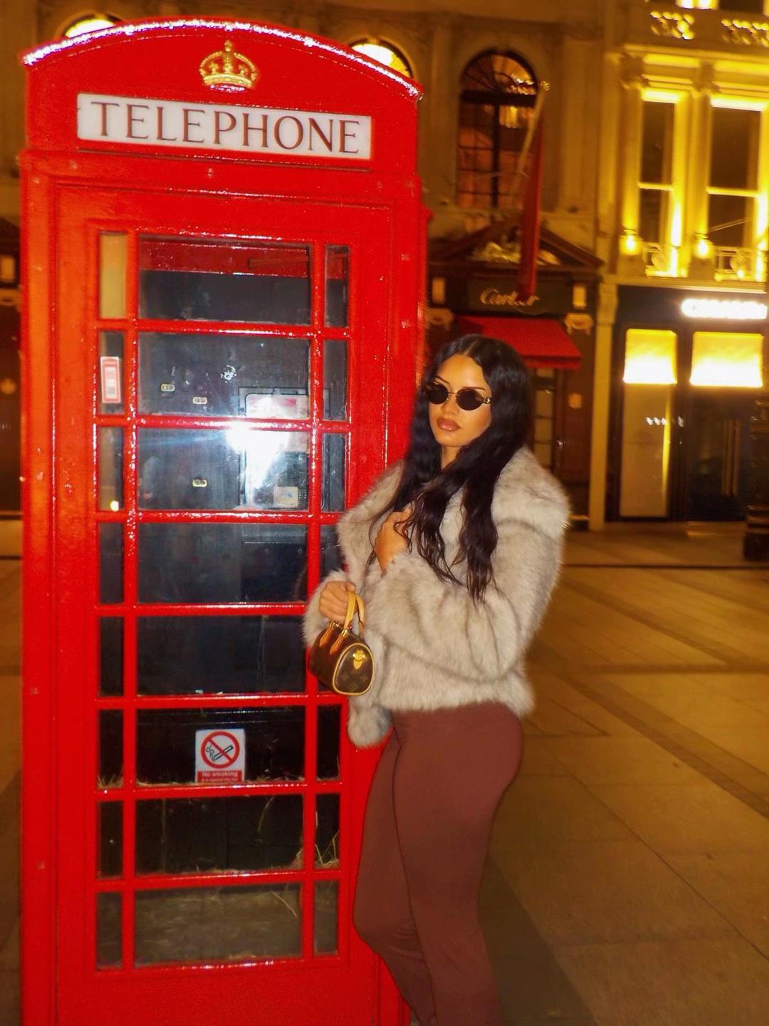@dinaaxbss