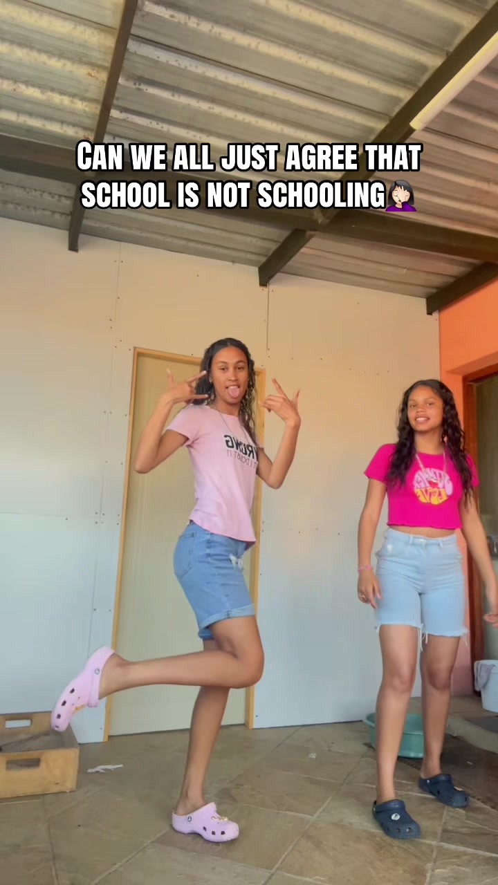 @Akeefah🎀🤍