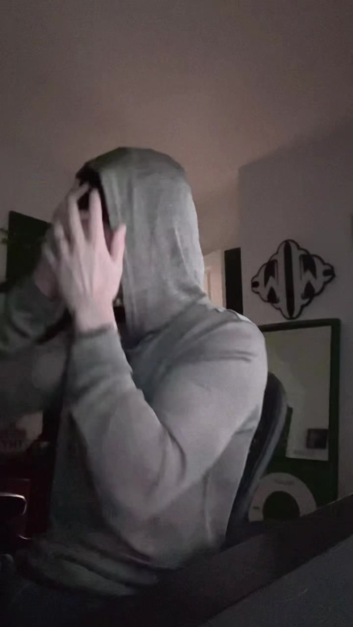 @Gunnr