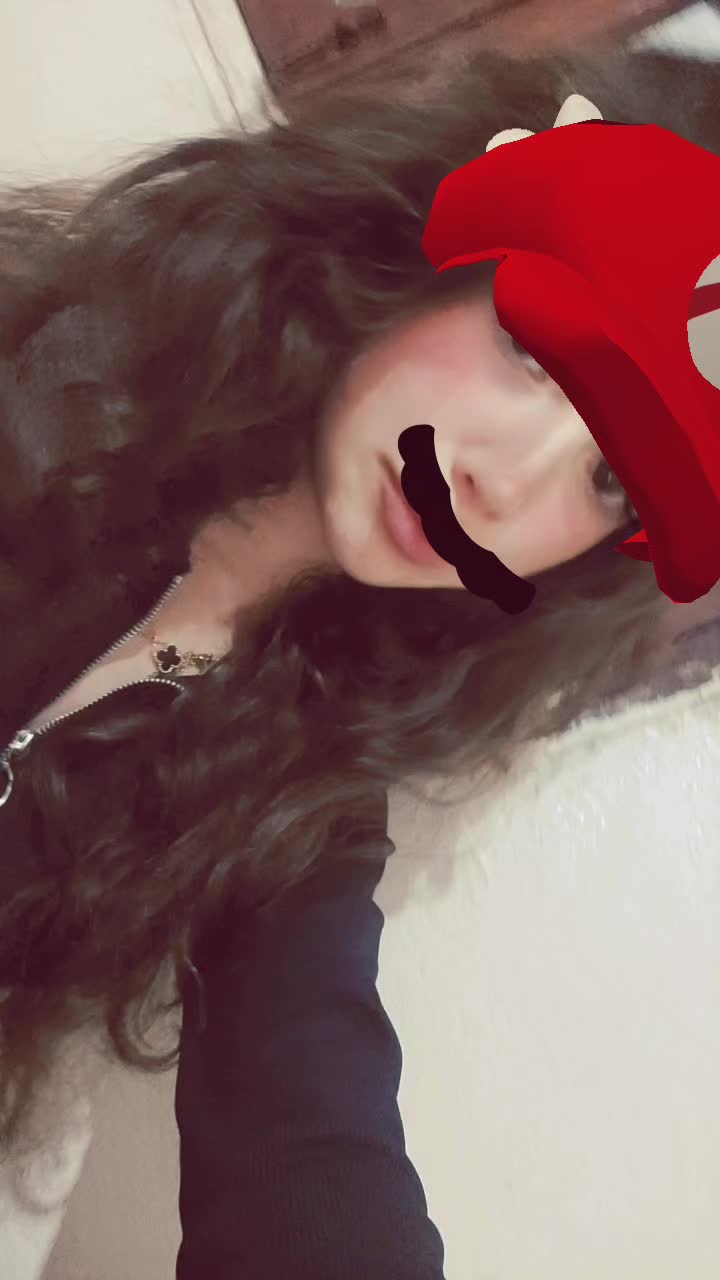 @أَيَــــــــــــةٰ🇲🇦