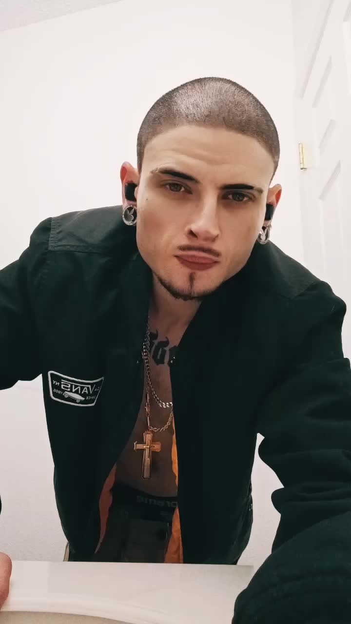 @ImMeFYouAndYourFeelings💯