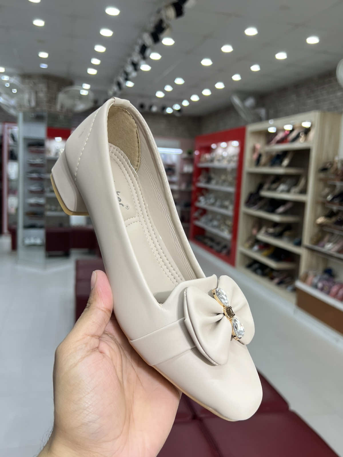 @English shoes Layyah