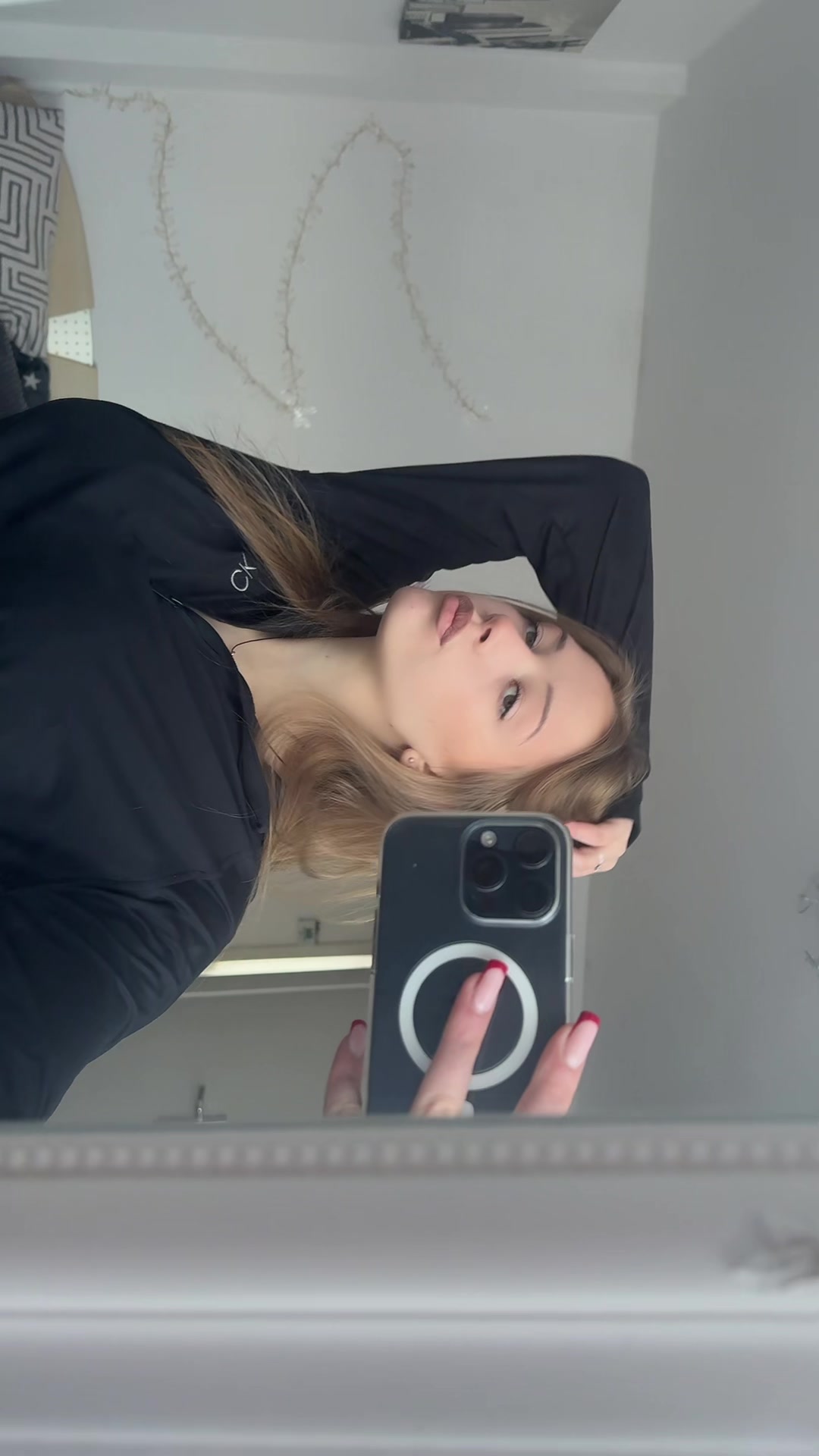 @pollikznccv