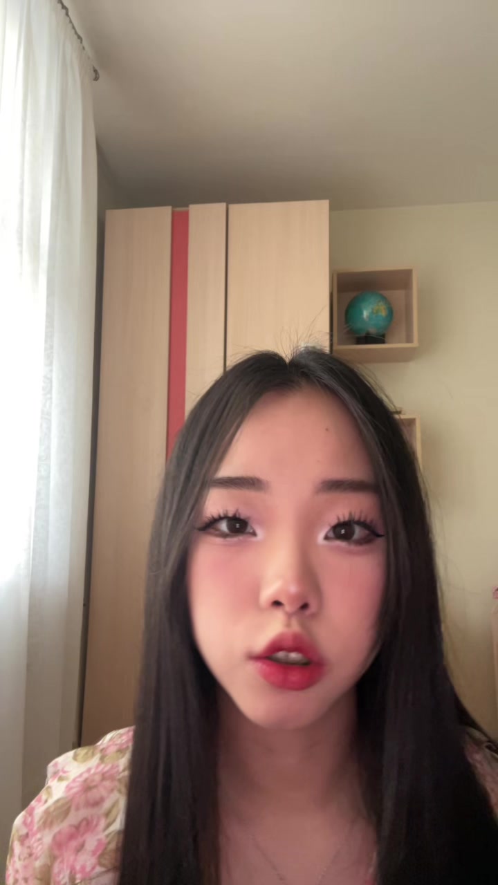 @kiss