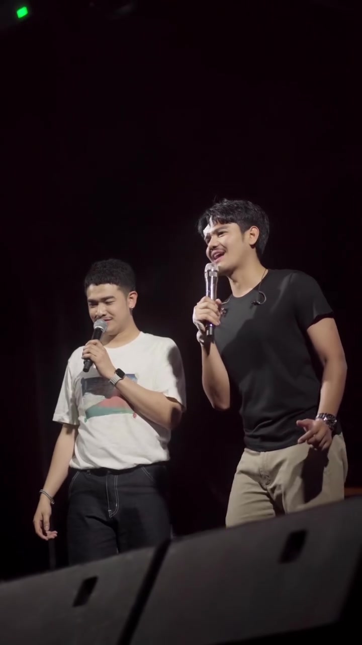 @แฟนคลับ แอมป์ซีทู