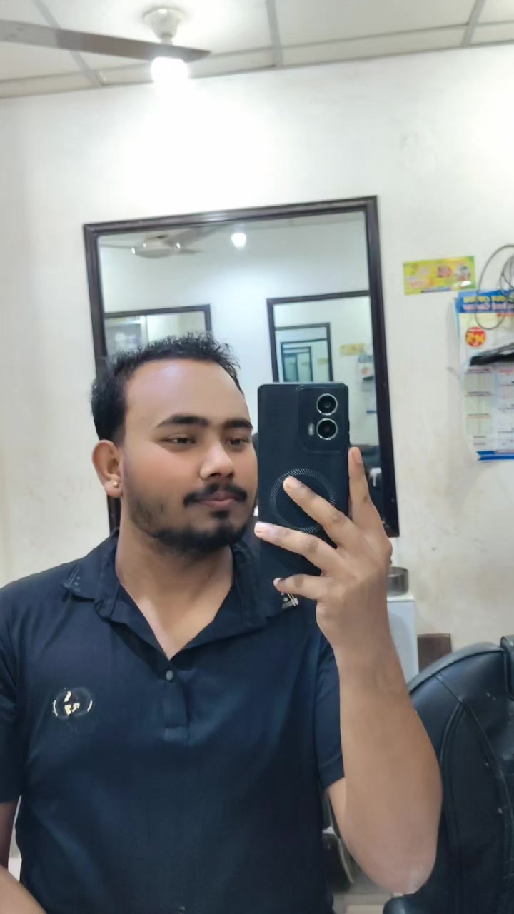 @🇧🇩 𝙍𝙖𝙝𝙪𝙡'🤍