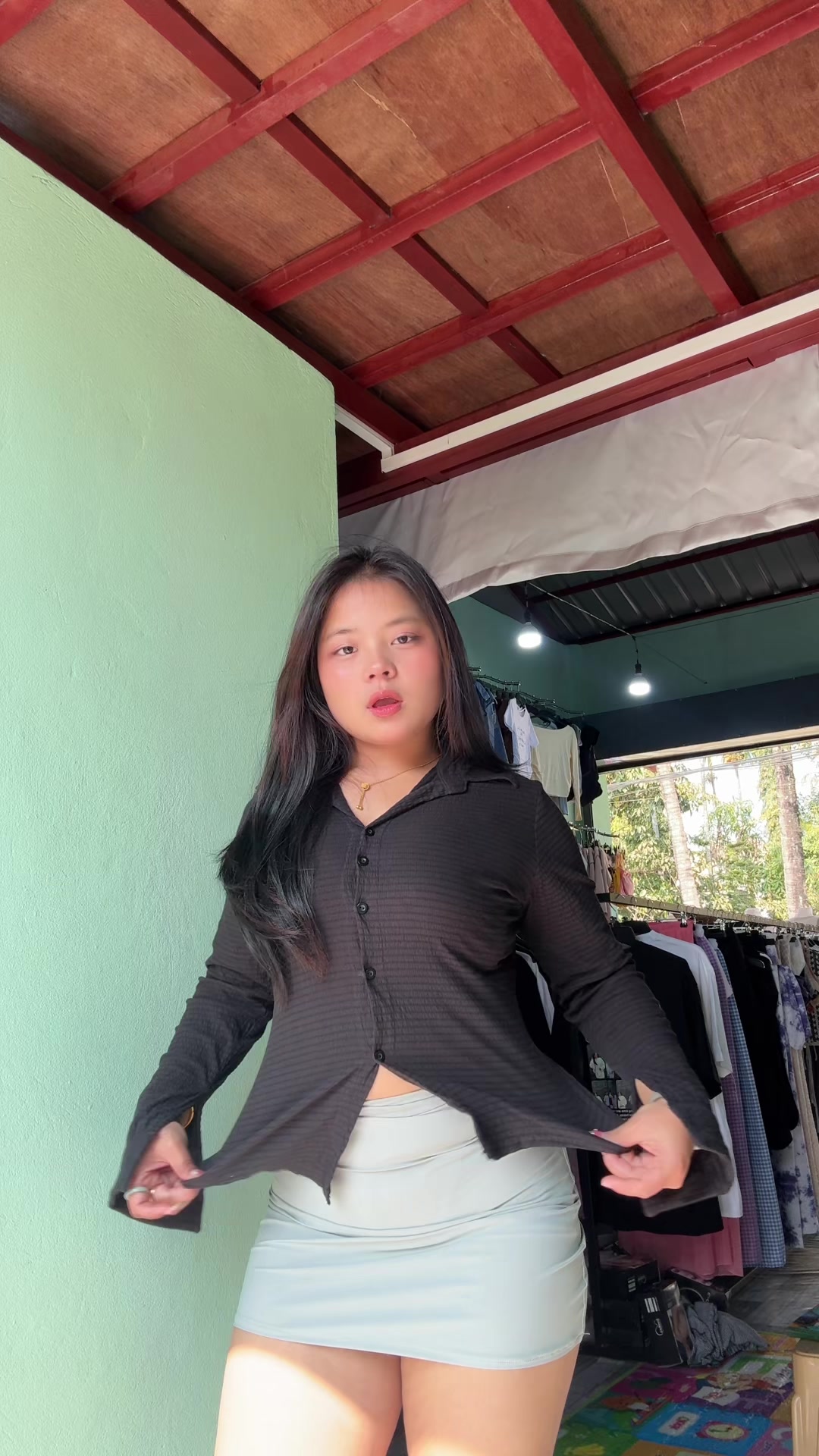 @Swe Eain ( 小英 ）🌷
