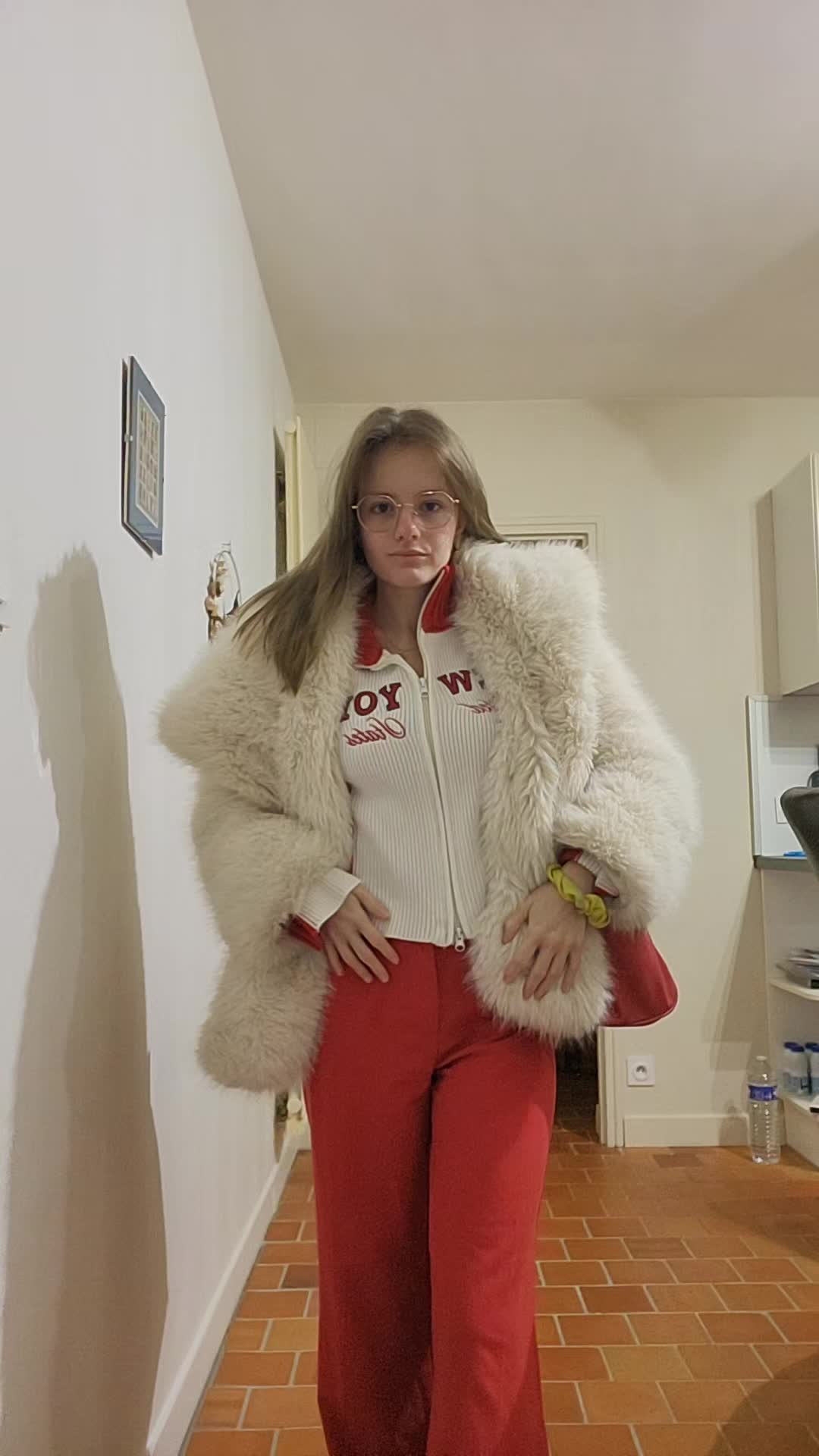 @Chlo ✨️