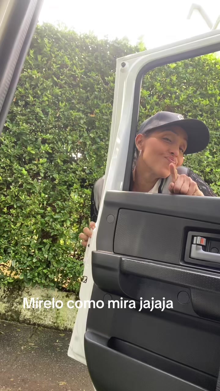 @lalita y .