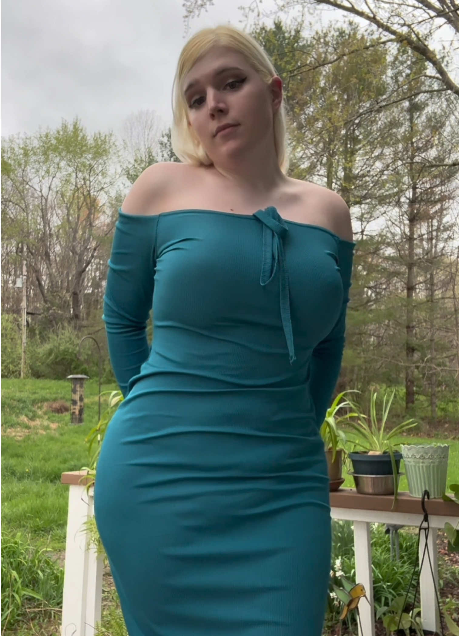 Amanda Rae (@realamandarae) - Urlebird