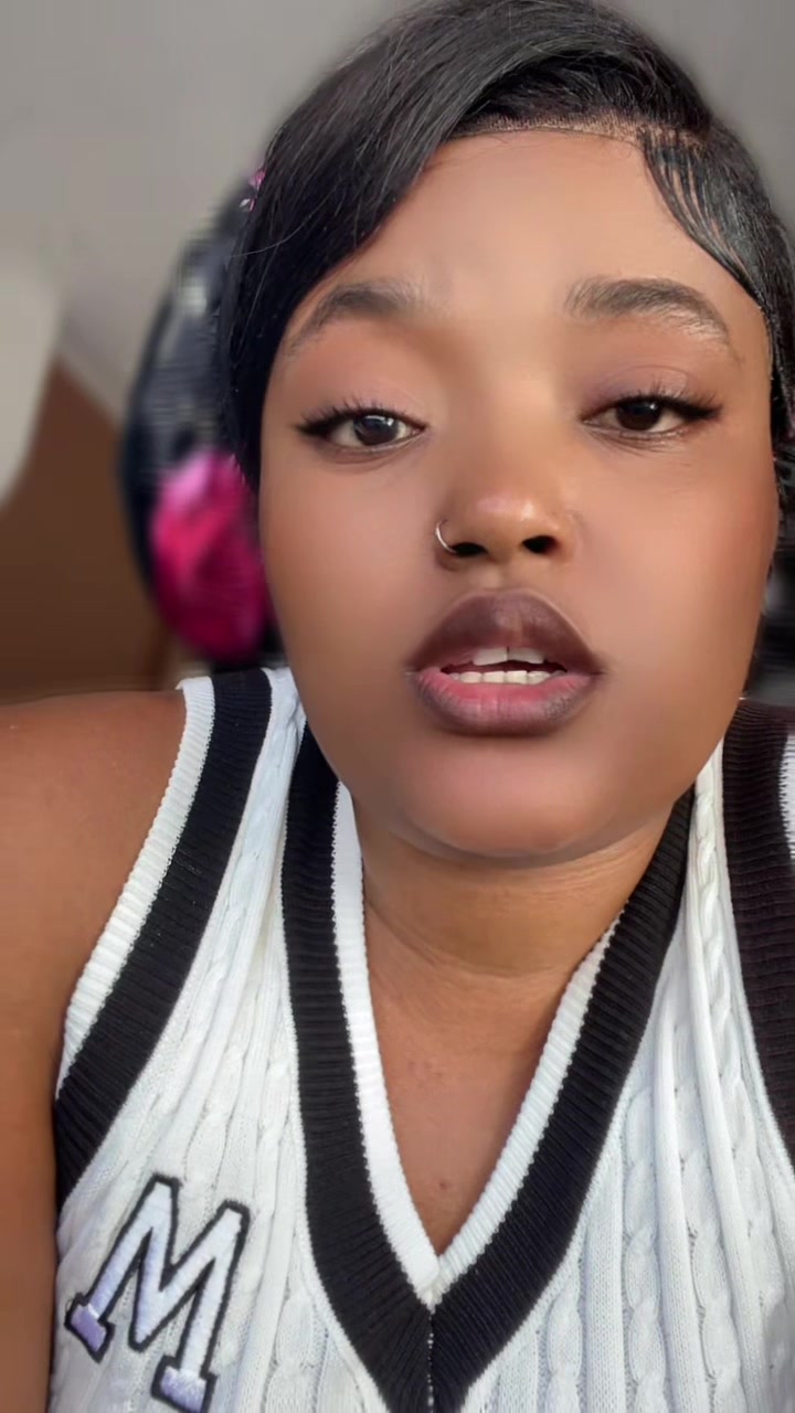 @Mrs_H🌺🦋