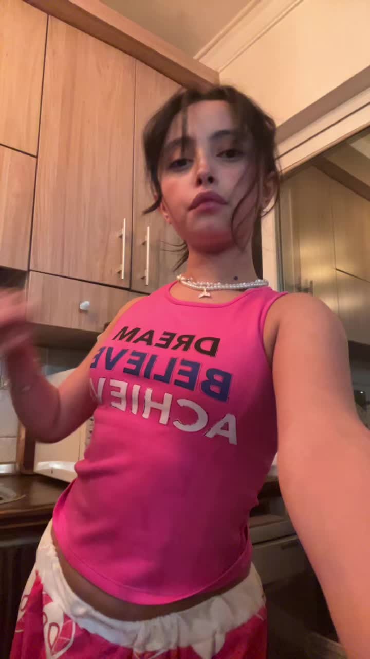 @sofia🦭🎀✨