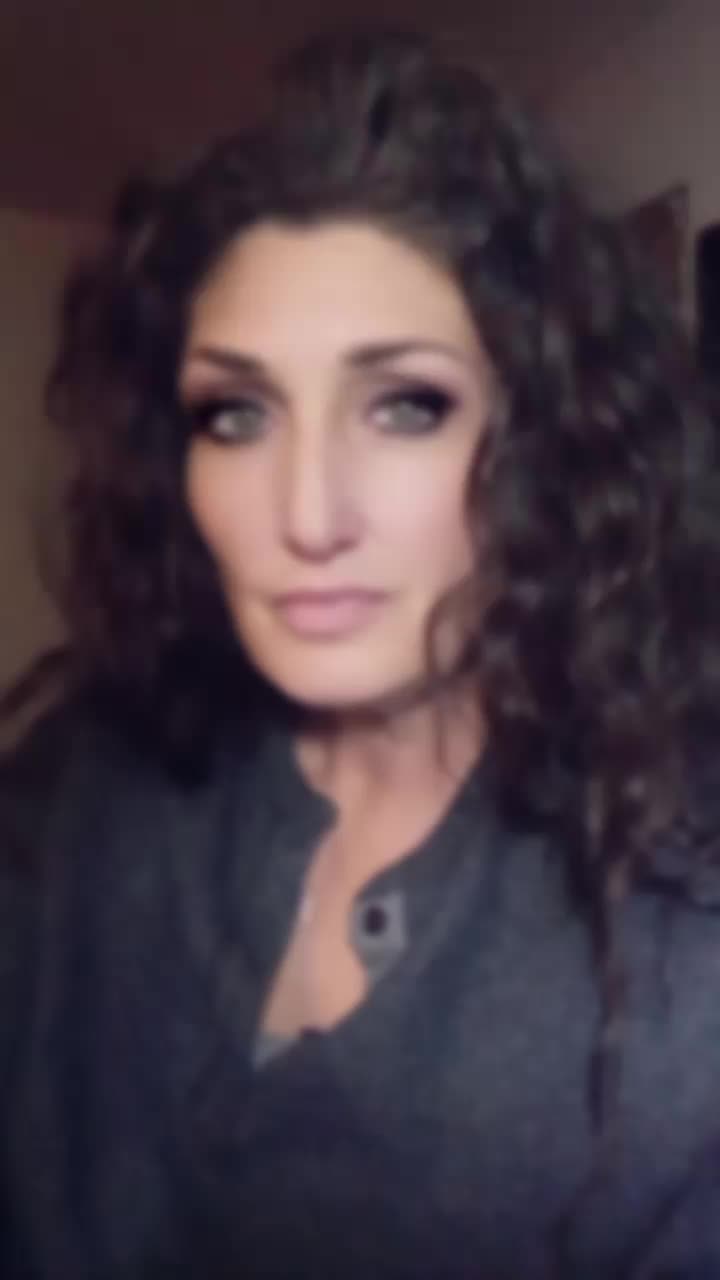 @kariewalton