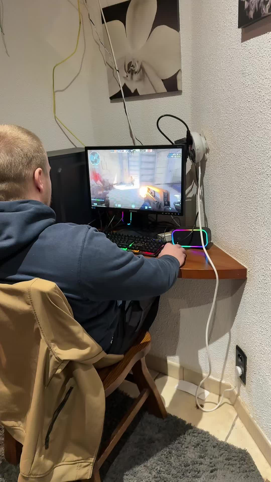 @👑M@y@👑