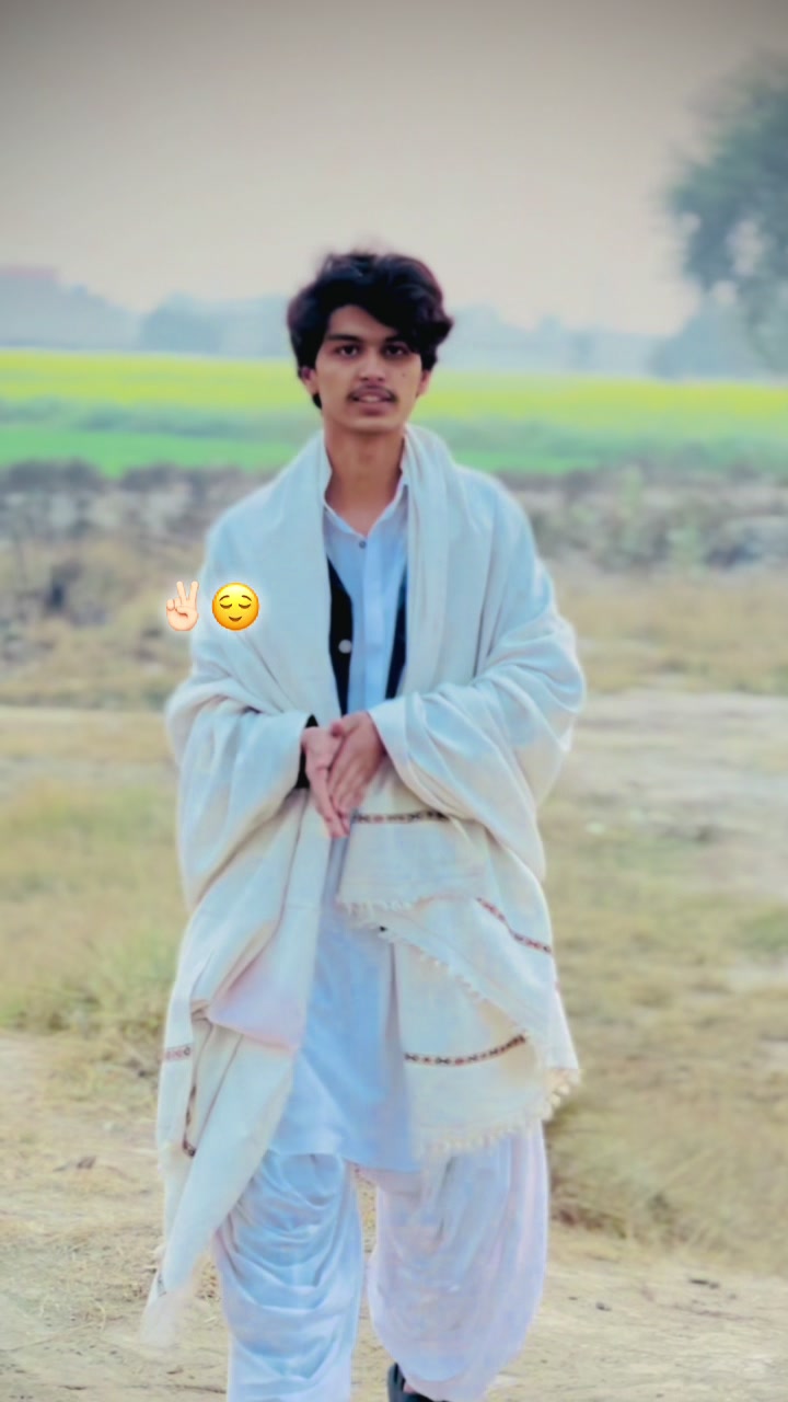 @😊&hearts;️انت الحیات🫶🏻