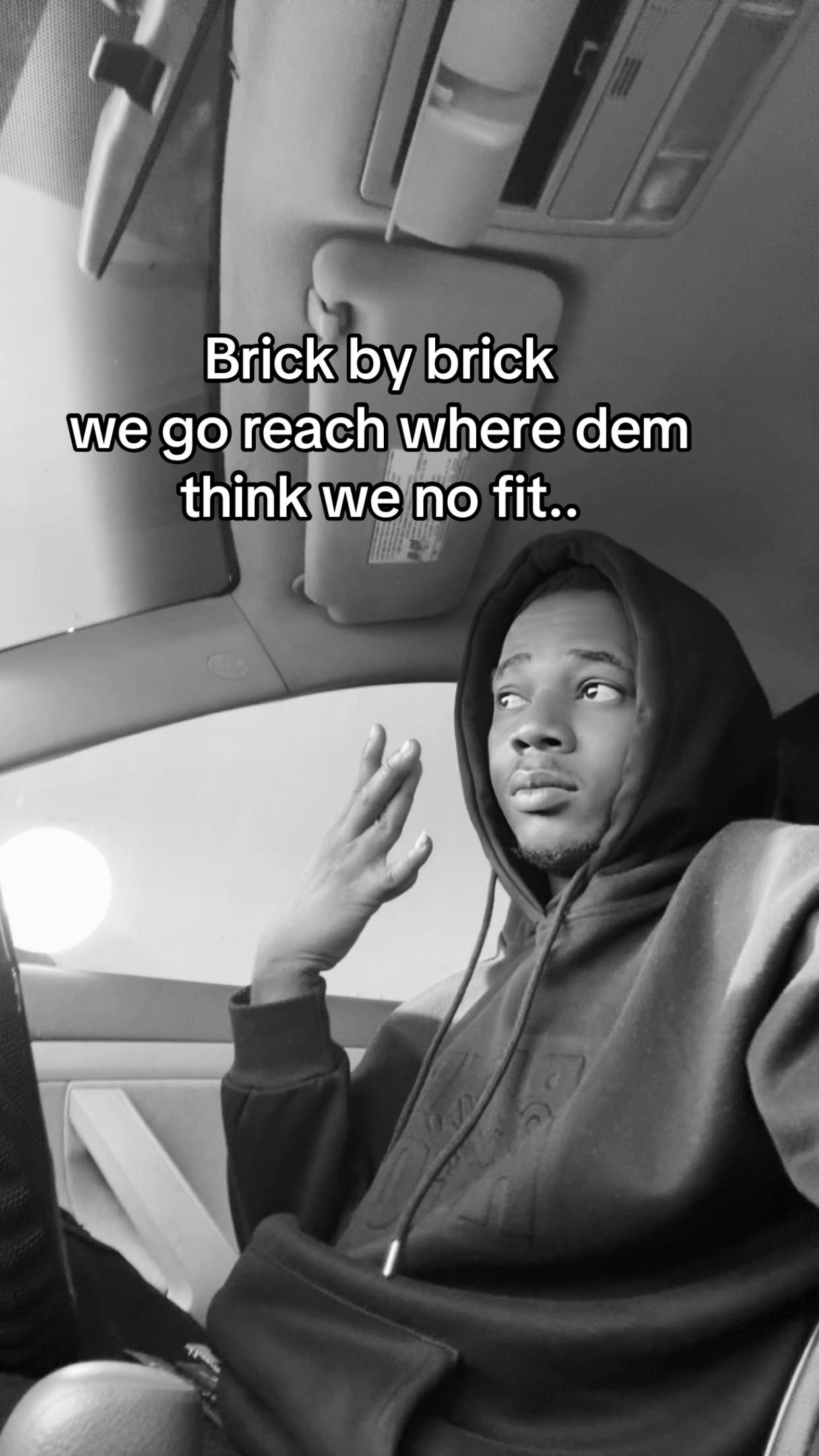 @🪖