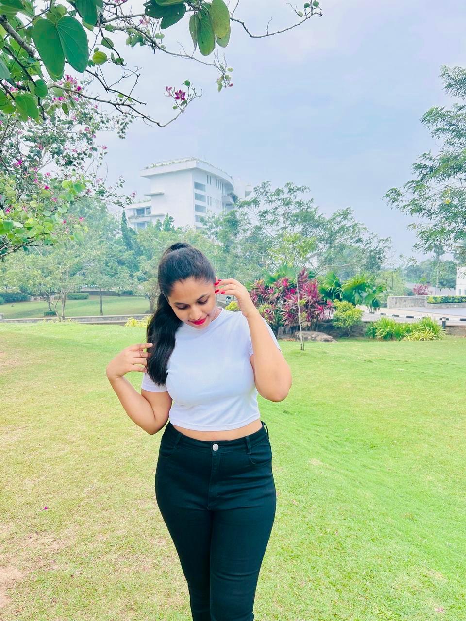 @Eesha Gunawardana