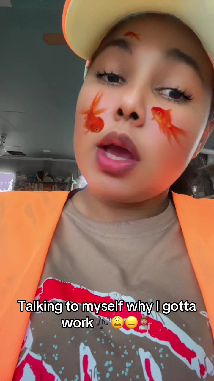 @introvertriri2