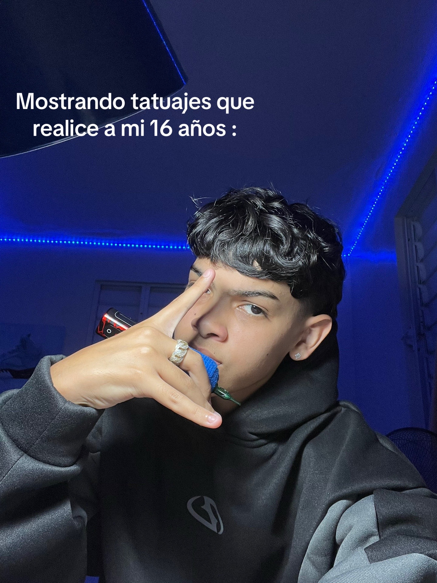 @daxelcruzz