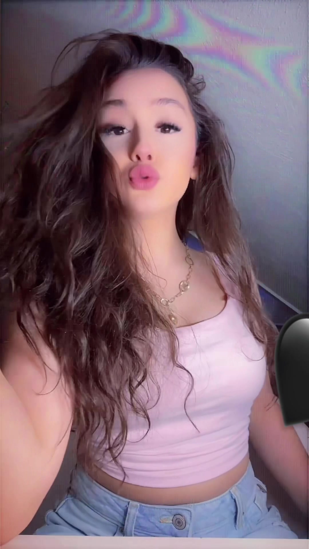 @𝒜𝓃ℯ𝓁𝓎𝓈