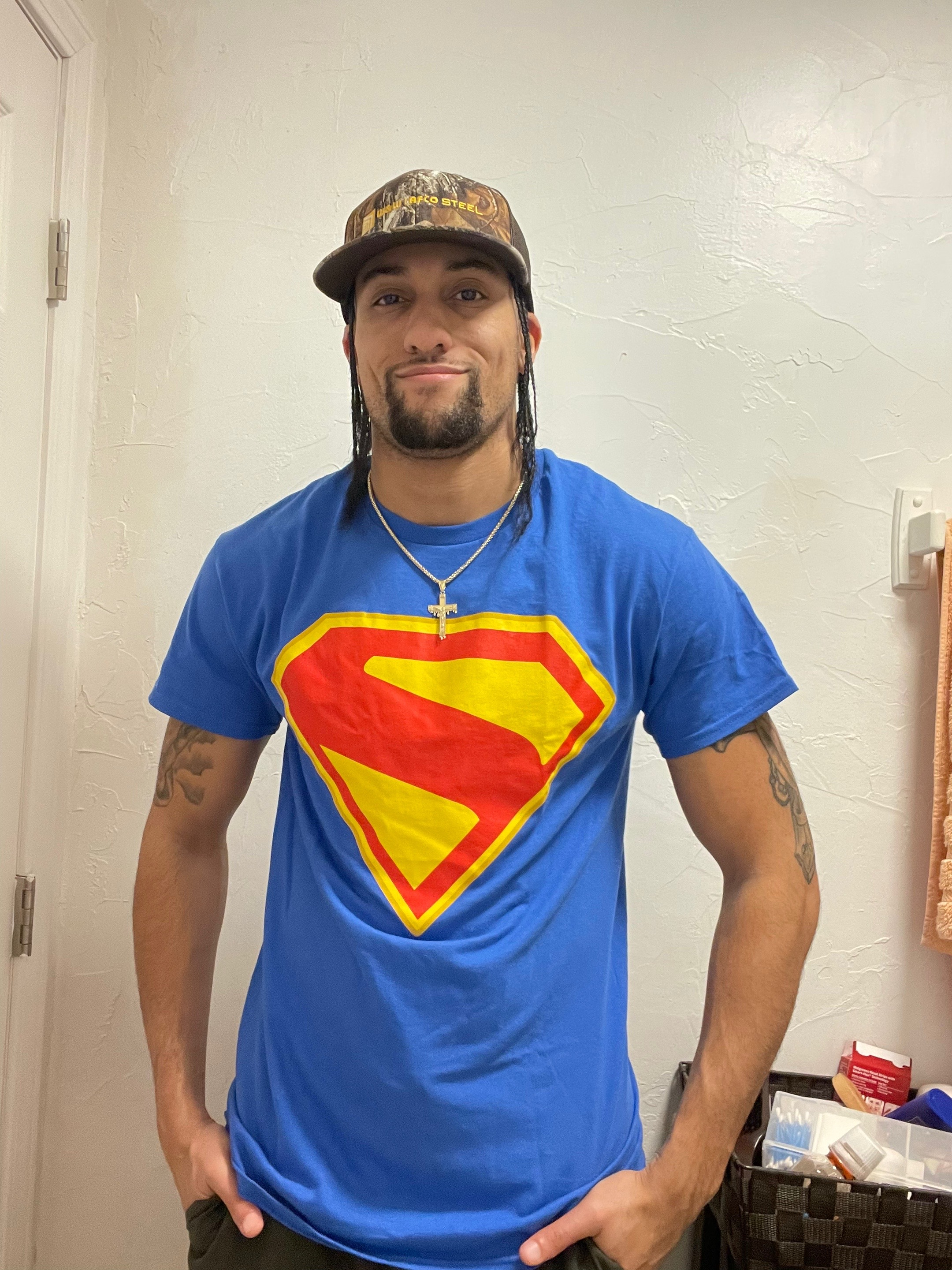 @C.J. Knight 🇵🇷🇮🇹🇺🇸🎸