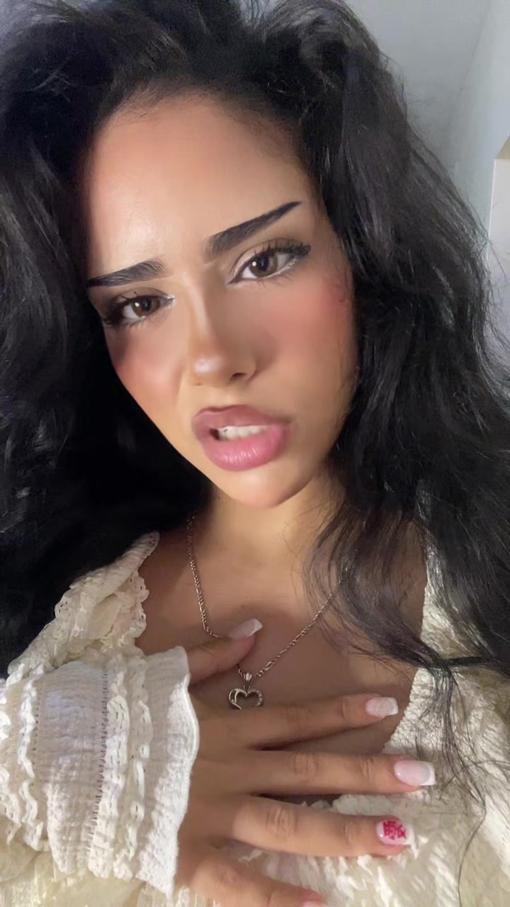@ilovemeselmaaa✈️
