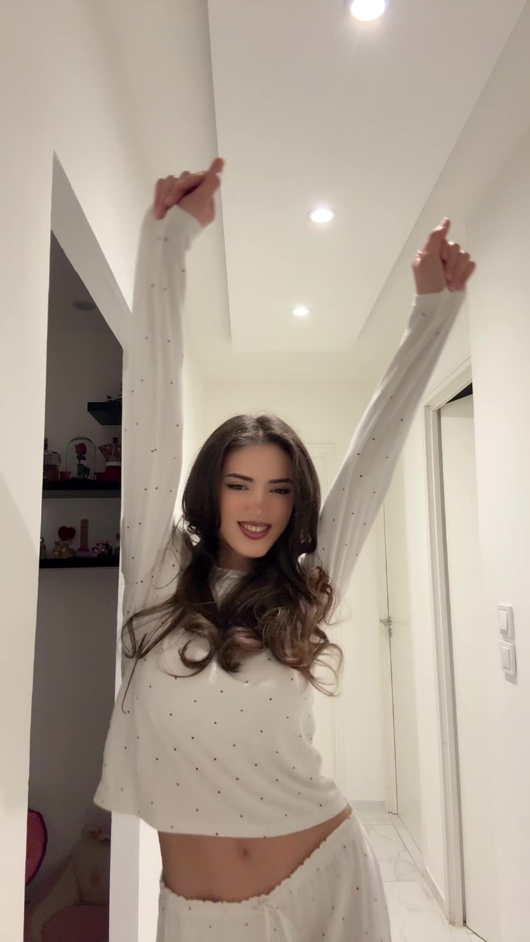 @Faviola🌙